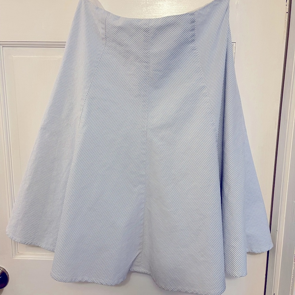 Right Below Knee Length Blue White Skirt. Size 8